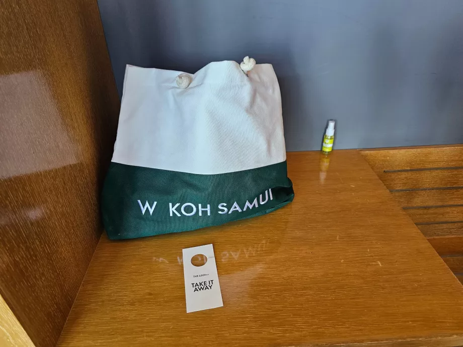 Sac de plage et répulsif