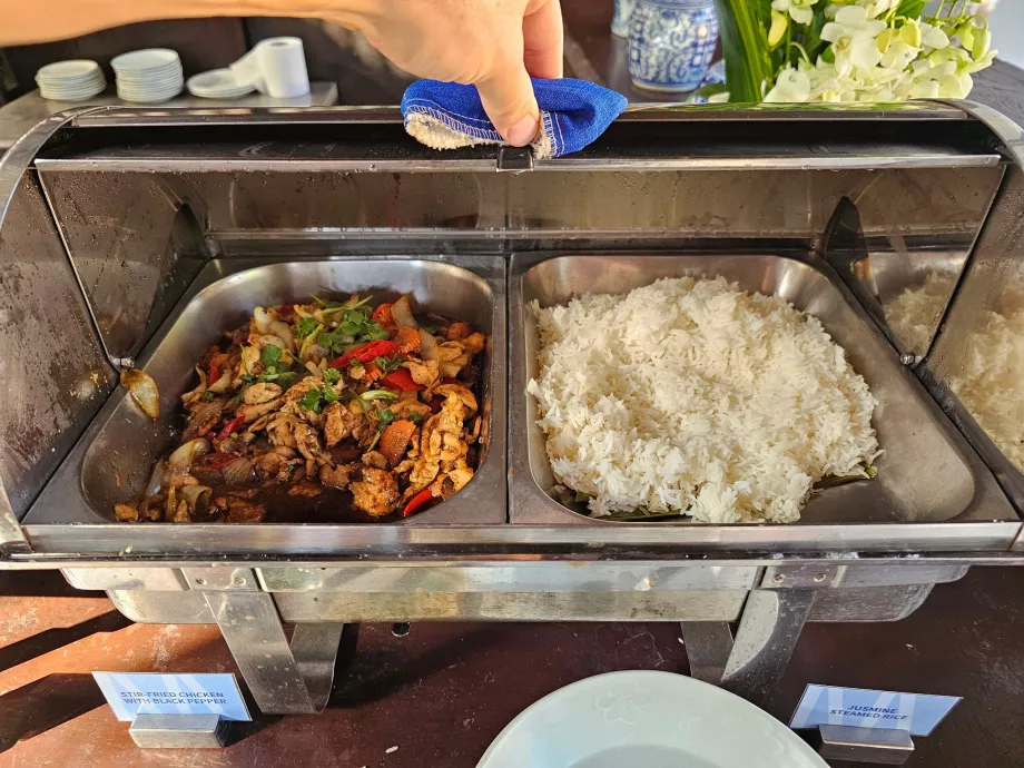 Petit-déjeuner - repas chauds