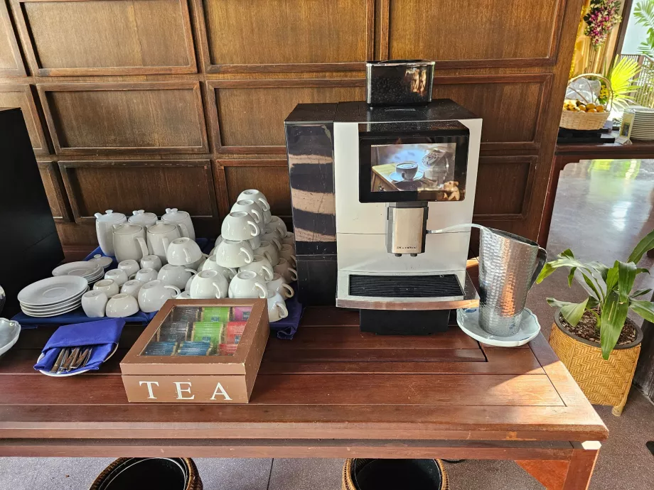 Petit déjeuner - machine à café