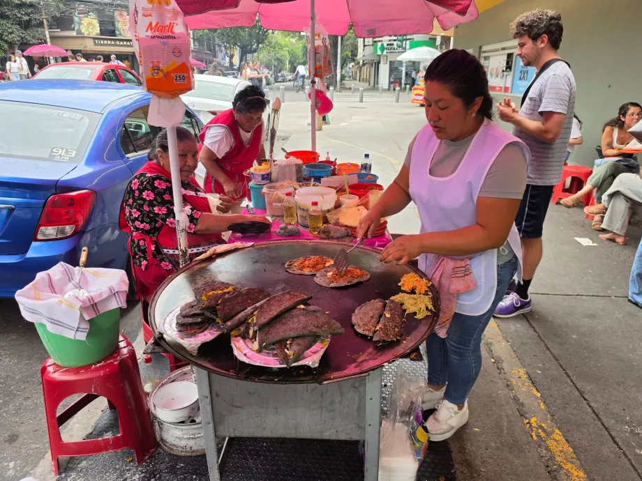 Stand de quesadilla dans la rue