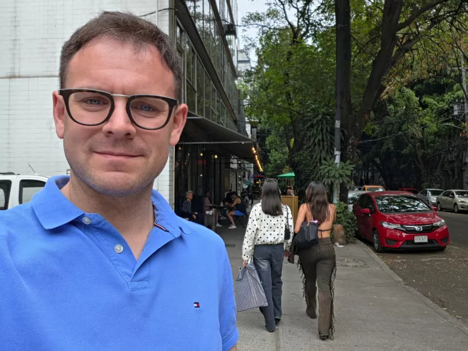 Me sur une visite à pied de Roma Norte
