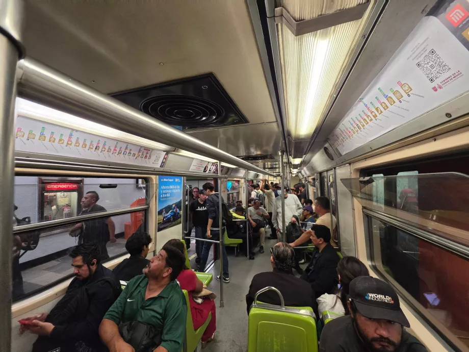 Intérieur du métro à CDMX