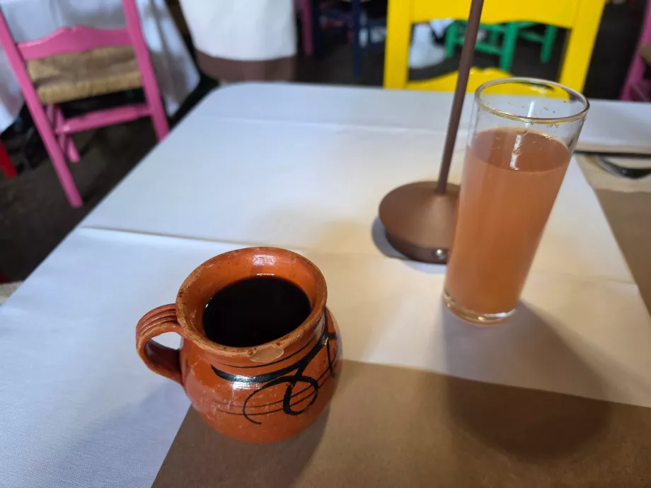 Café do Olla et jus de fruits du jour
