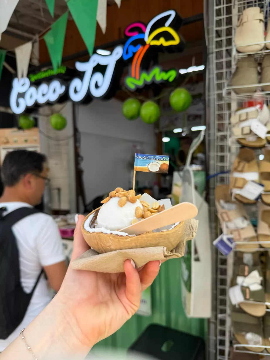 Notre glace au marché de Chatuchak