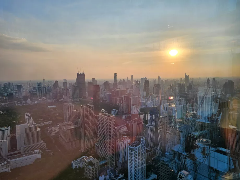 Akara Sky Hanuman - vue de Bangkok