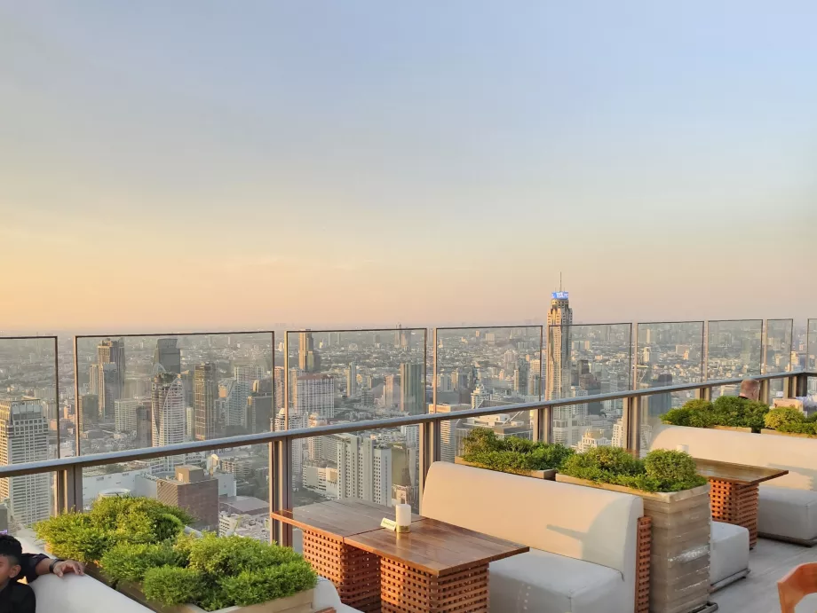 Akara Sky Hanuman - vue de Bangkok