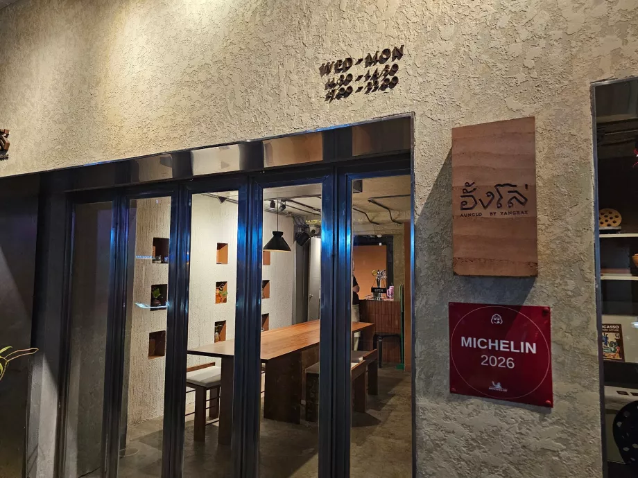 Aunglo - Plaque Michelin