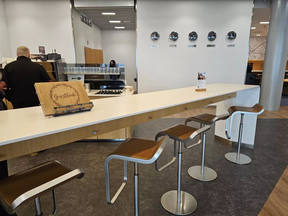 Sièges dans le salon d'affaires