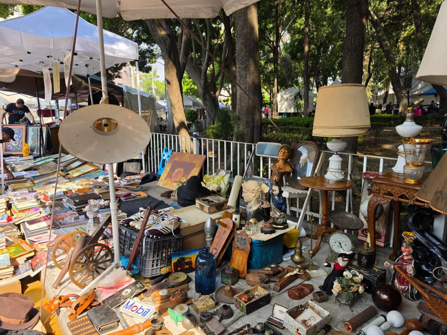 Marchés aux puces
