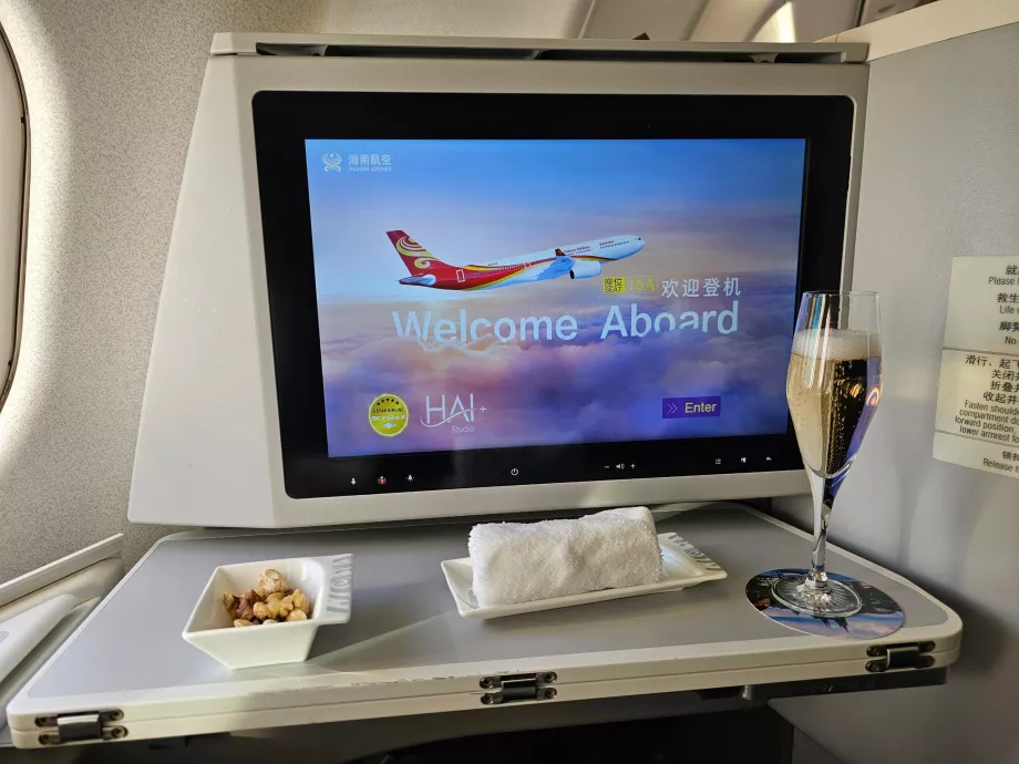 Boisson de bienvenue, serviette et moustiquaire