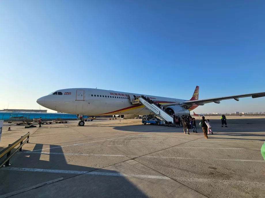 Notre avion à l'aéroport de Pékin