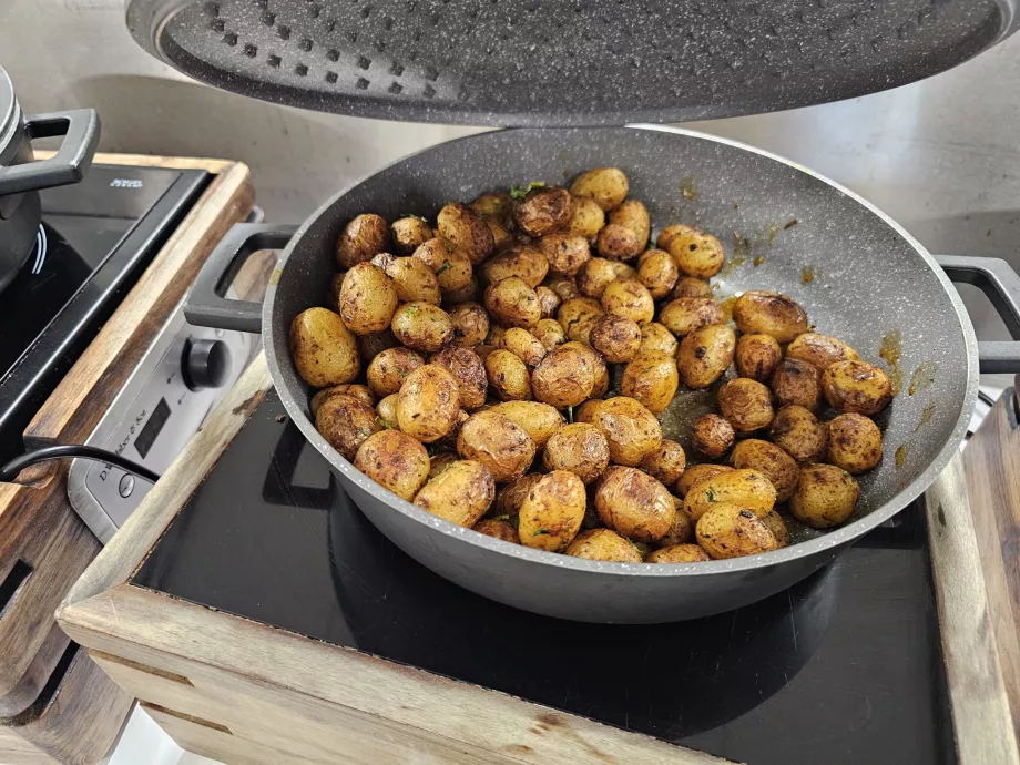 Pommes de terre - menu du déjeuner