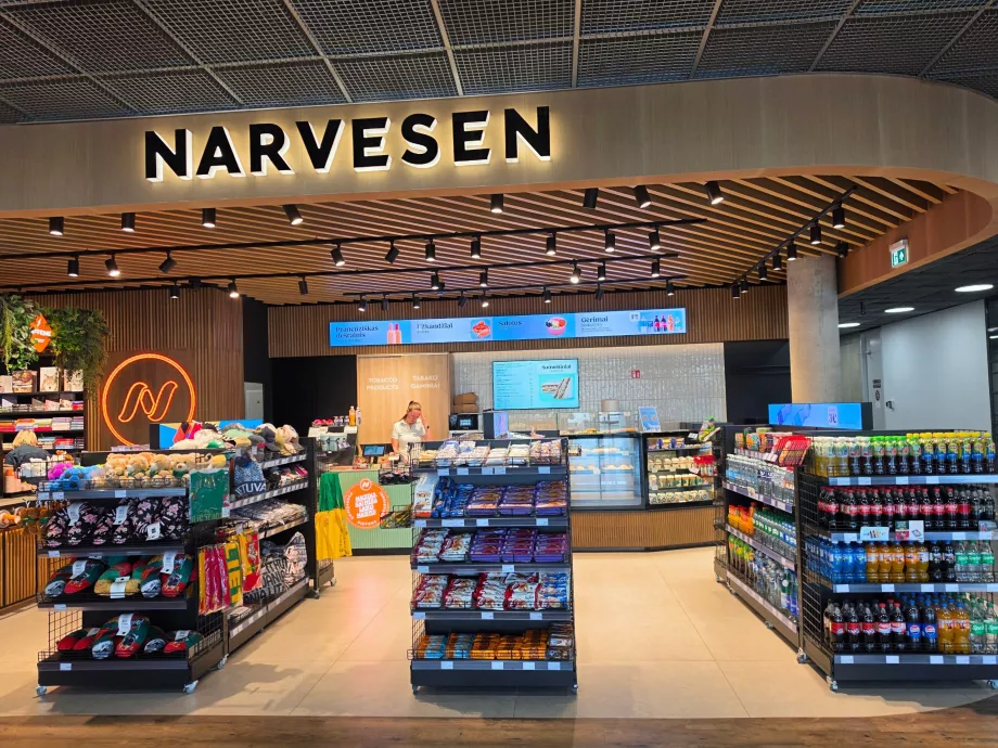 Supérette Narvessen dans le hall des arrivées