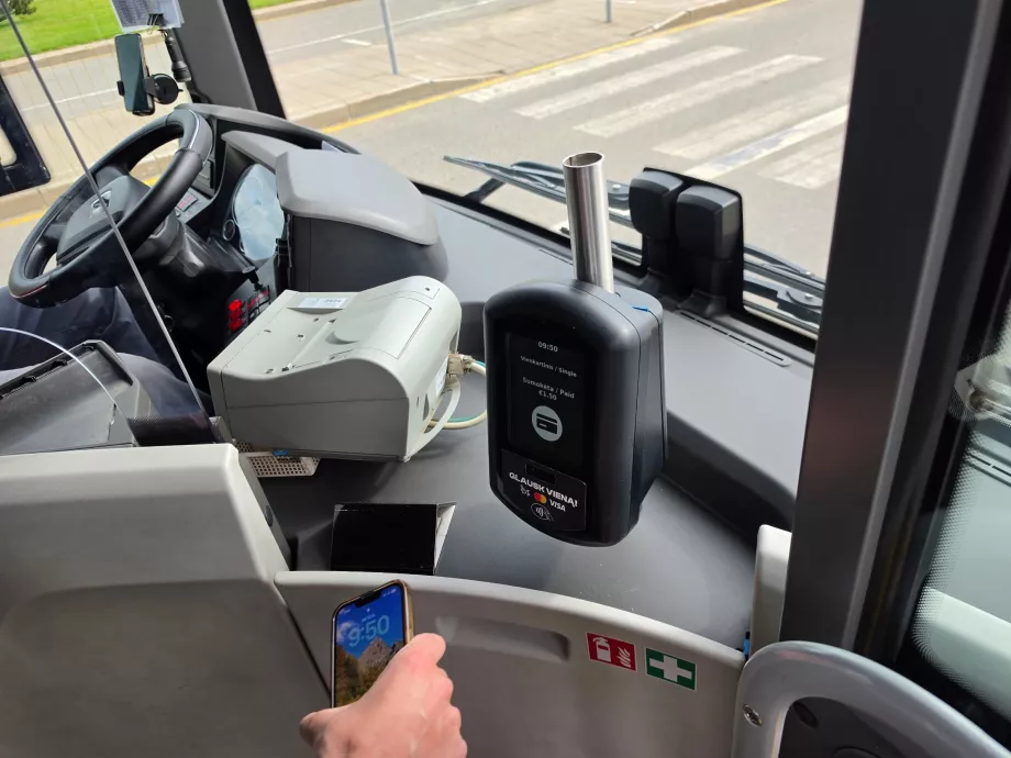 Paiement par carte dans le bus