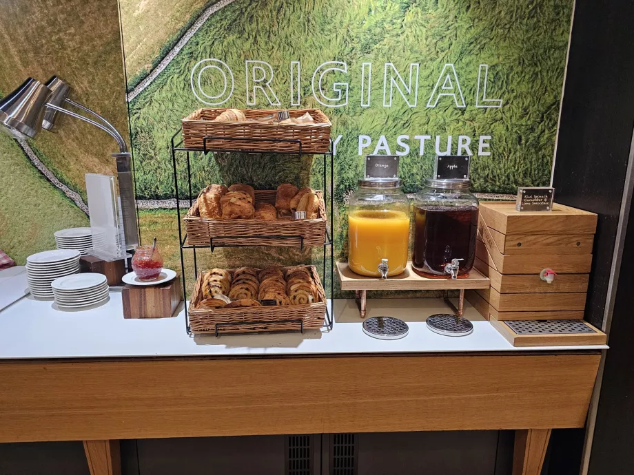 Jus de fruits et pâtisseries