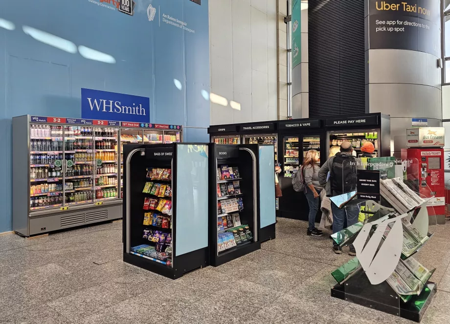 WHSmith dans le hall des arrivées
