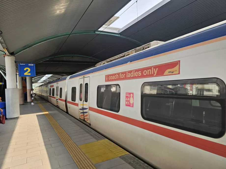 Des wagons réservés aux femmes sur les trains KTM
