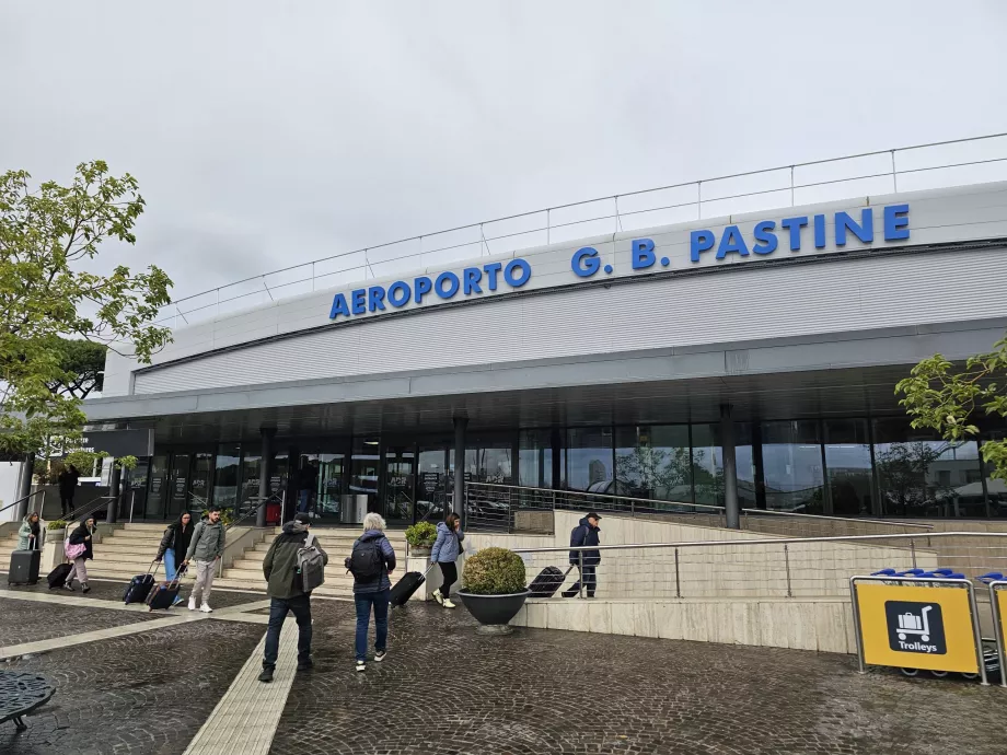 Terminal de l'aéroport de Ciampino