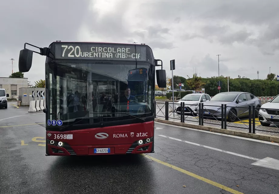 Bus urbain numéro 720