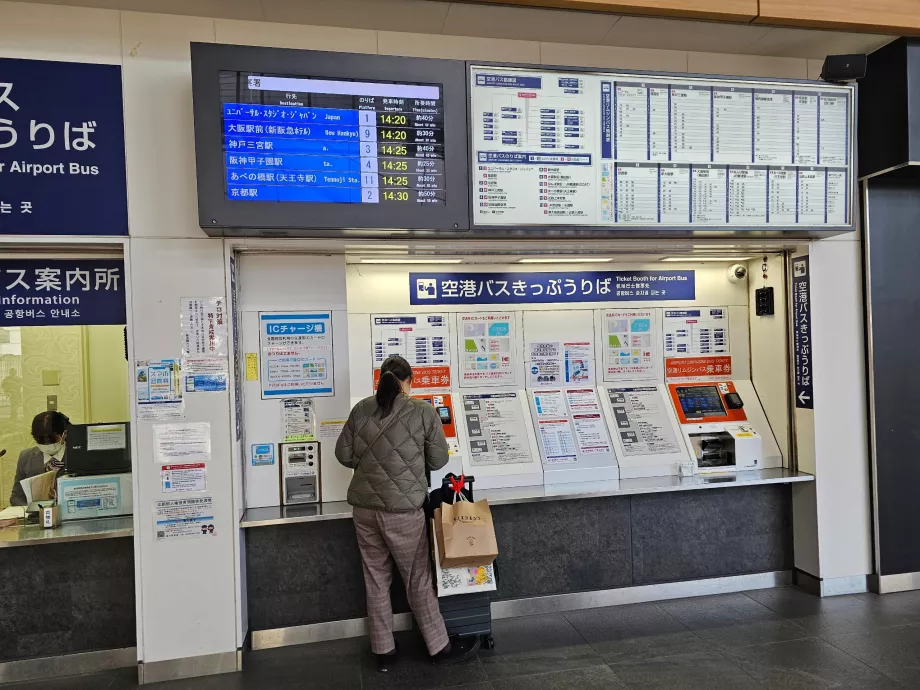 Distributeurs de billets d'autobus