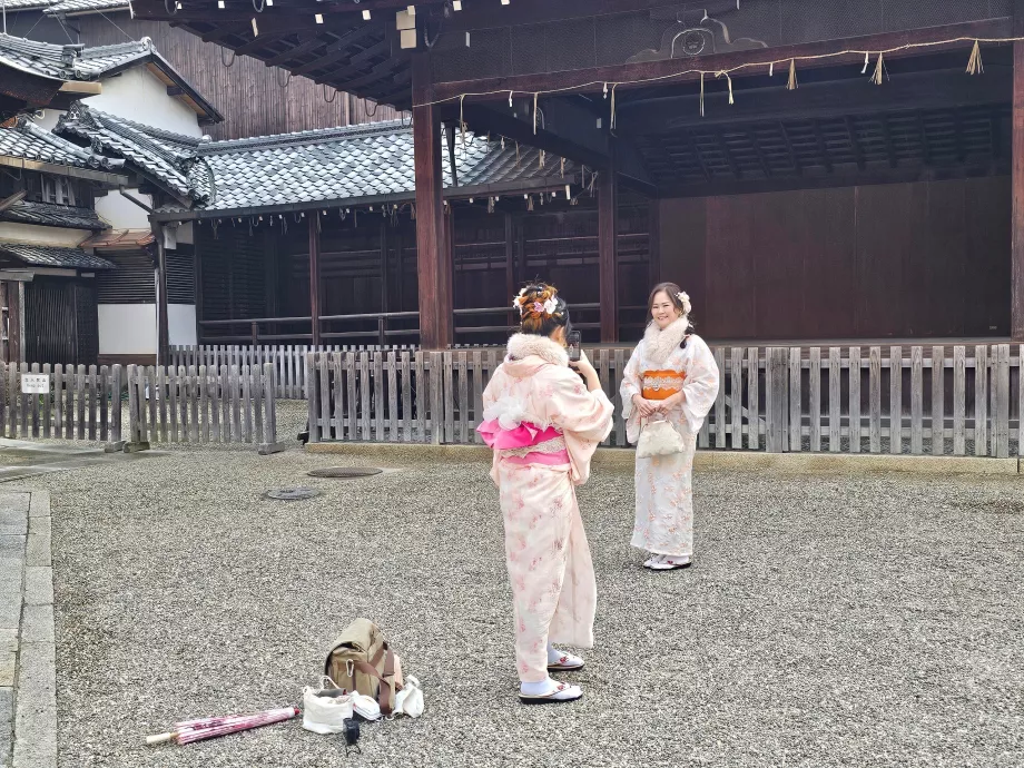 Randonnée en costumes de geisha