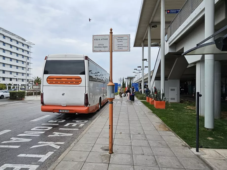Arrêt de bus régional