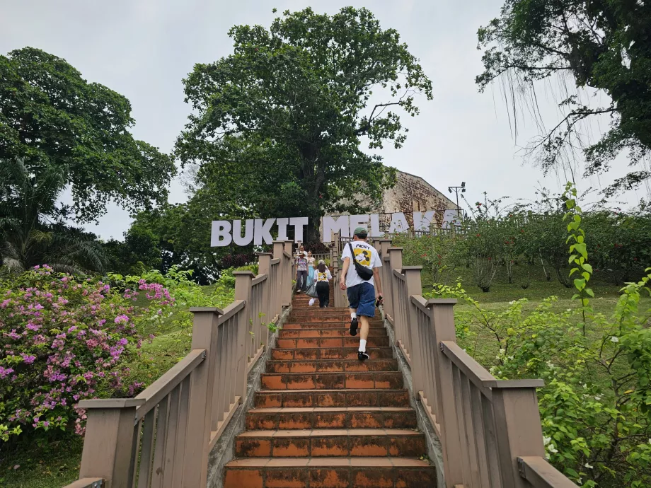 Bukit Melaka, escalier principal