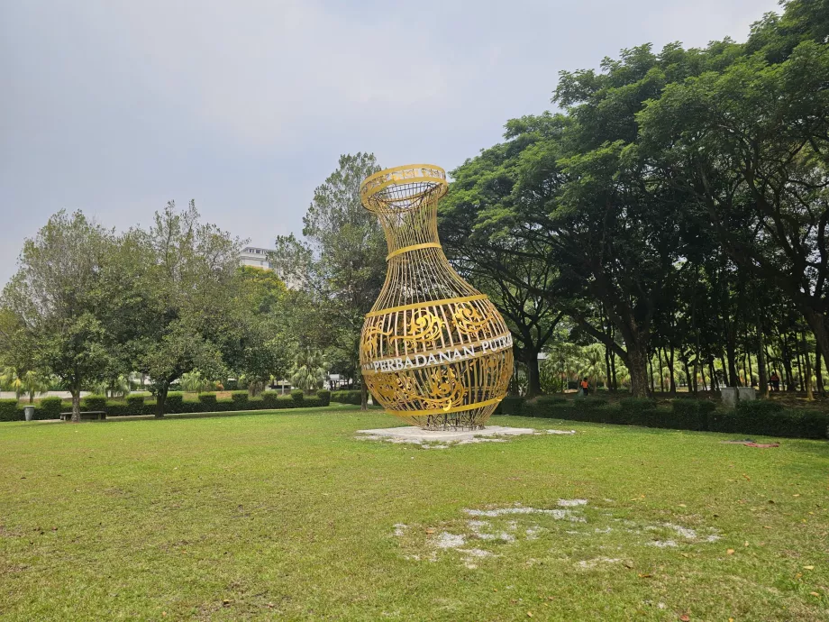 Vase géant