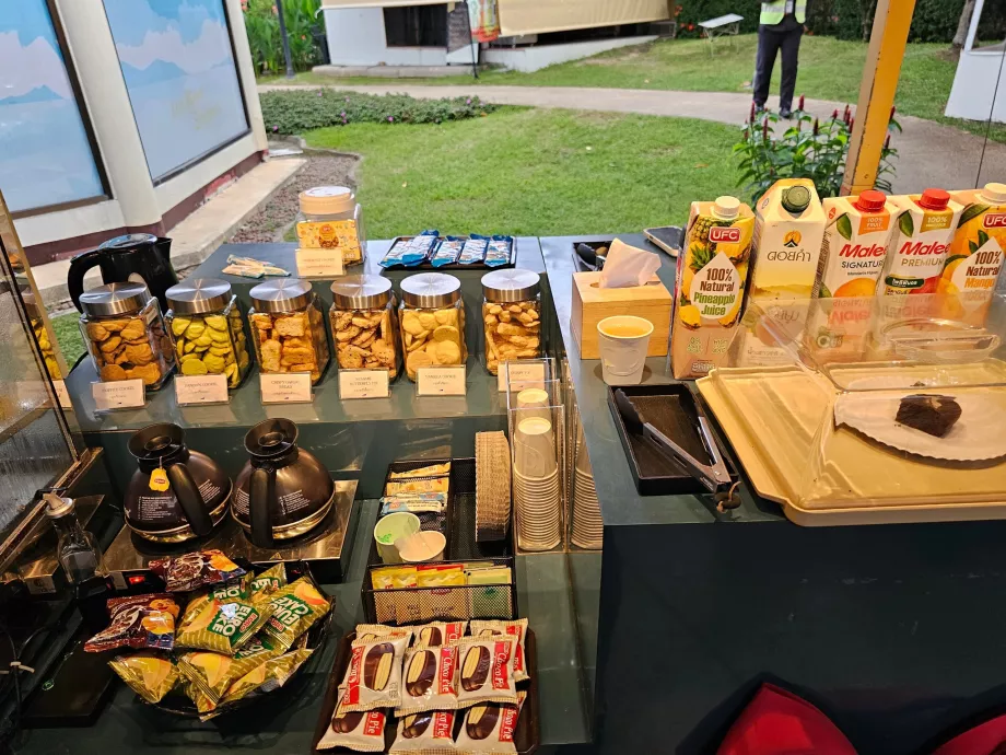 Rafraîchissements gratuits offerts par la compagnie aérienne Scoot