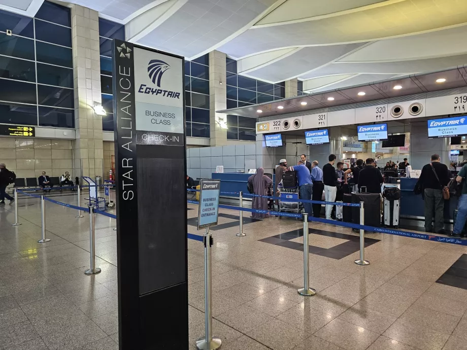Enregistrement séparé pour les passagers de la classe affaires à l'aéroport du Caire