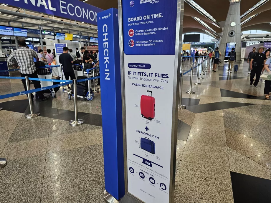 Bagages à main, Malaysia Airlines