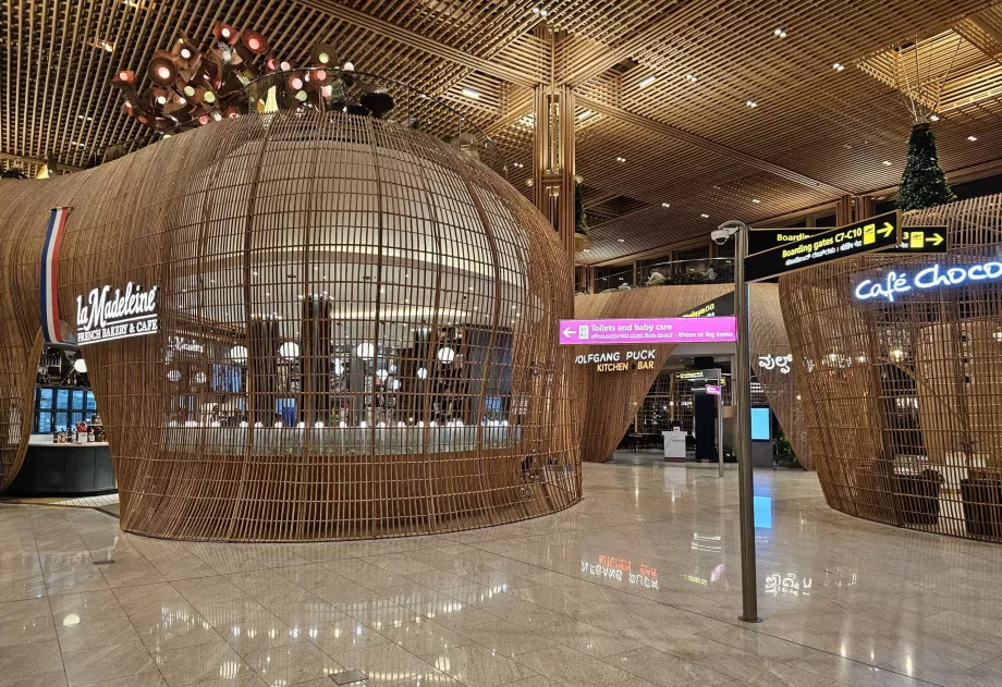 Restaurants et cafés, Terminal 2