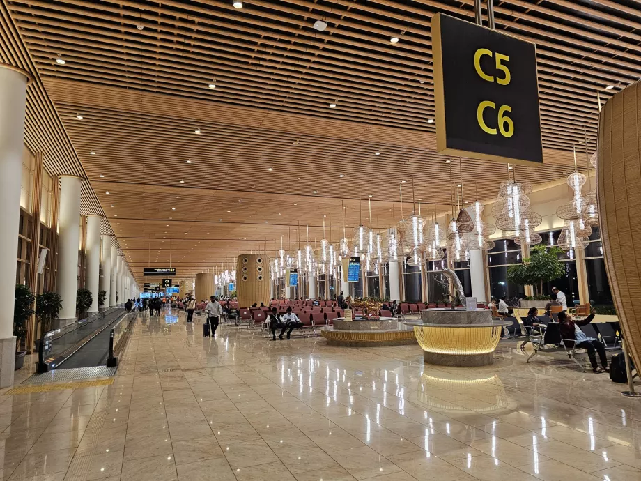 Portes d'embarquement, Terminal 2