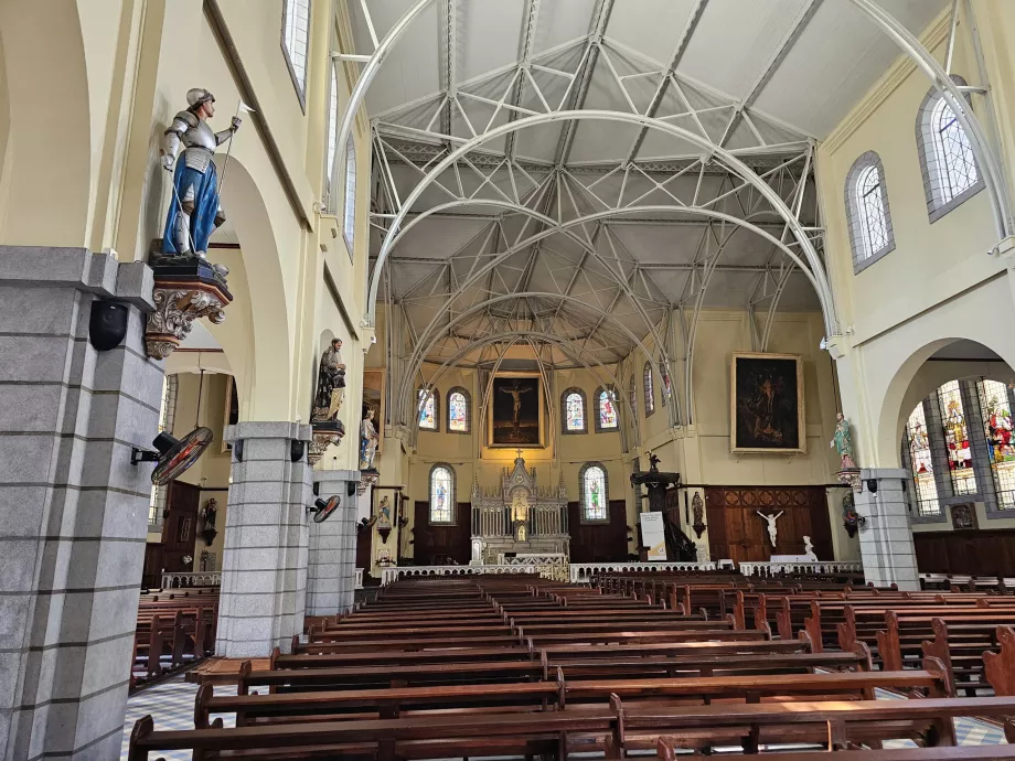 Cathédrale Saint-Louis, intérieur