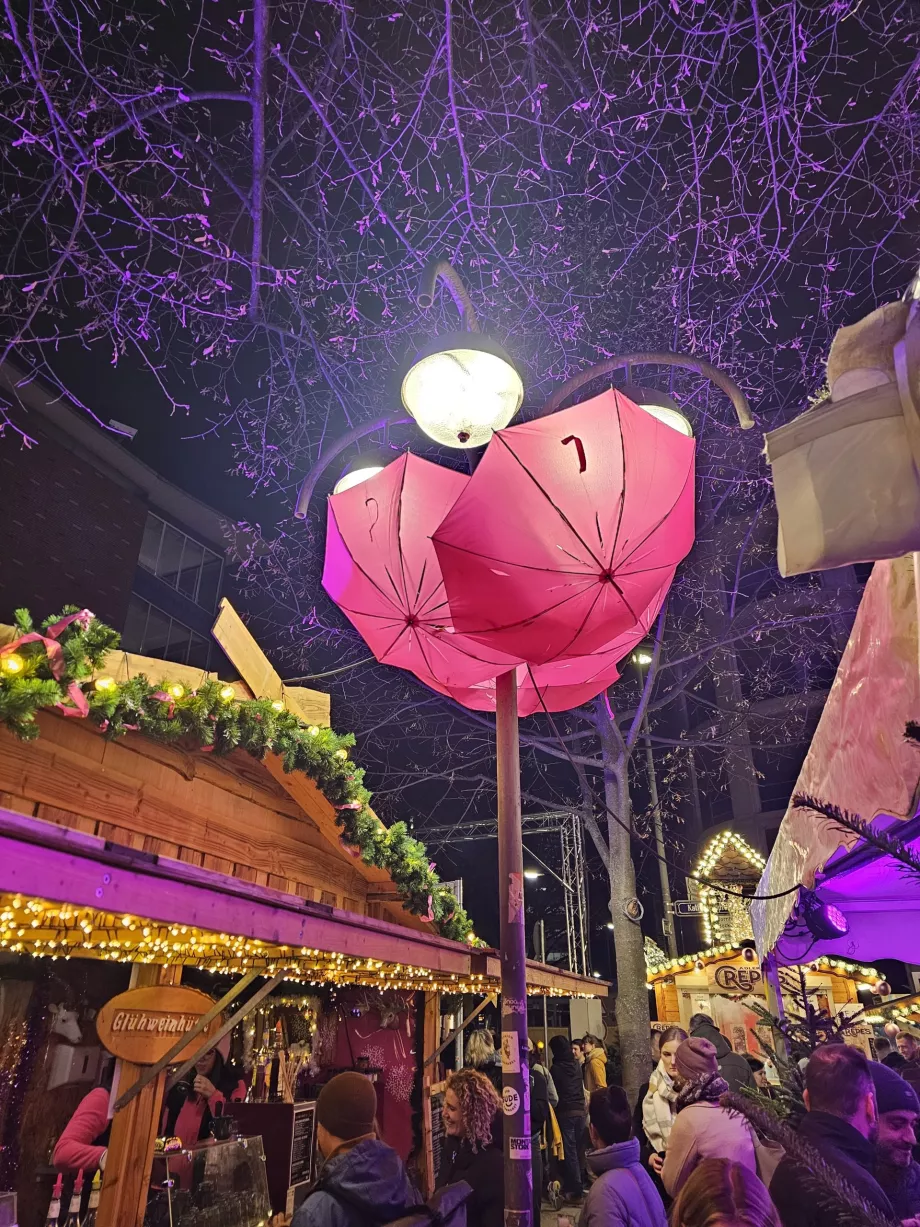 Marché de Noël Weiße-Lilie-Brunnen