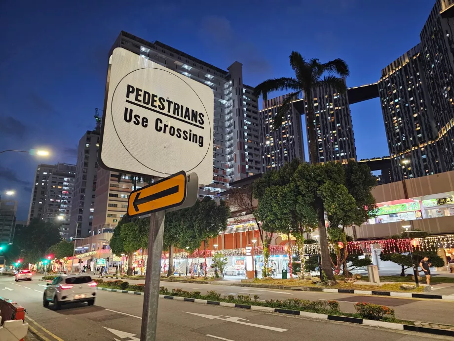 Panneau d'information pour les piétons