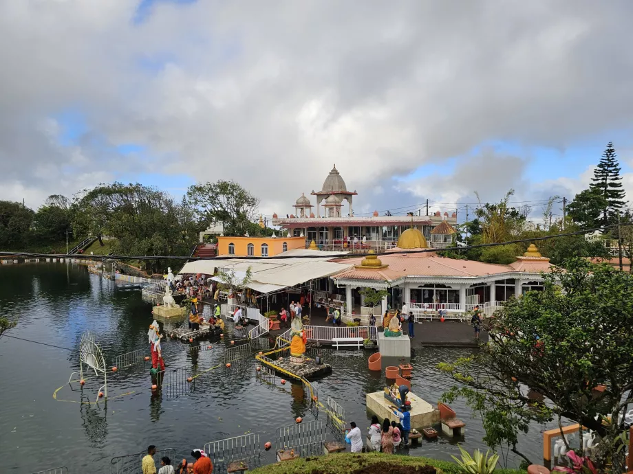 Temple du Grand Bassin