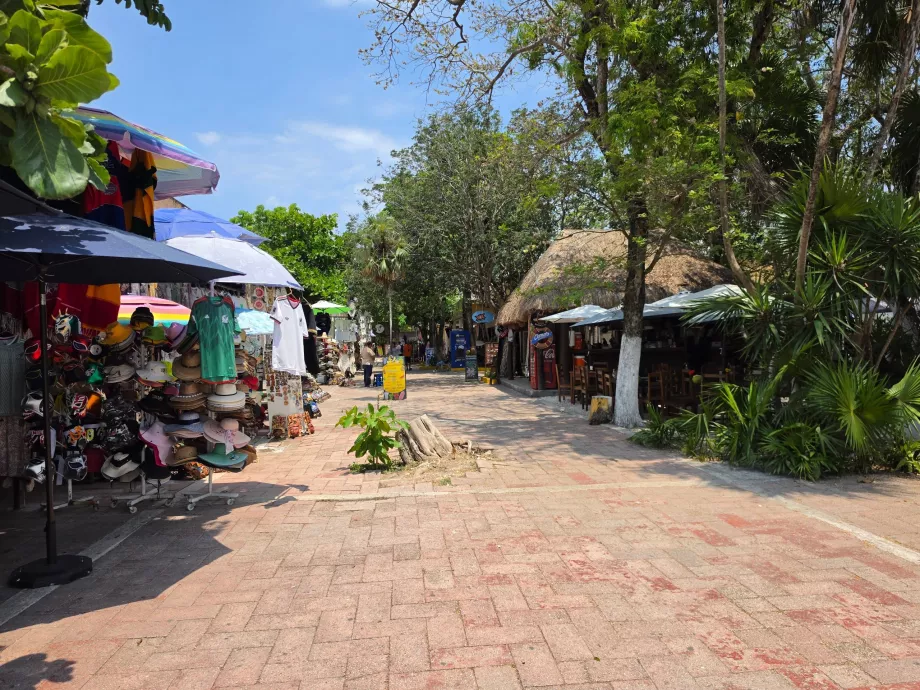 Site archéologique de Tulum, boutiques de souvenirs
