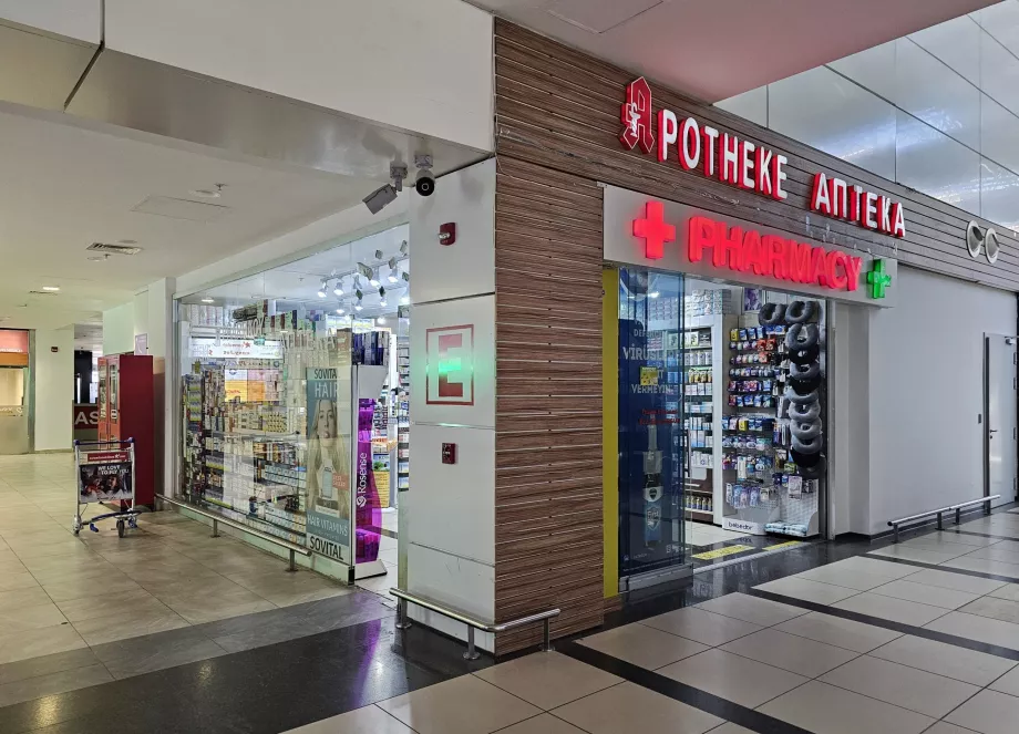 Pharmacie, zone publique, Terminal 2