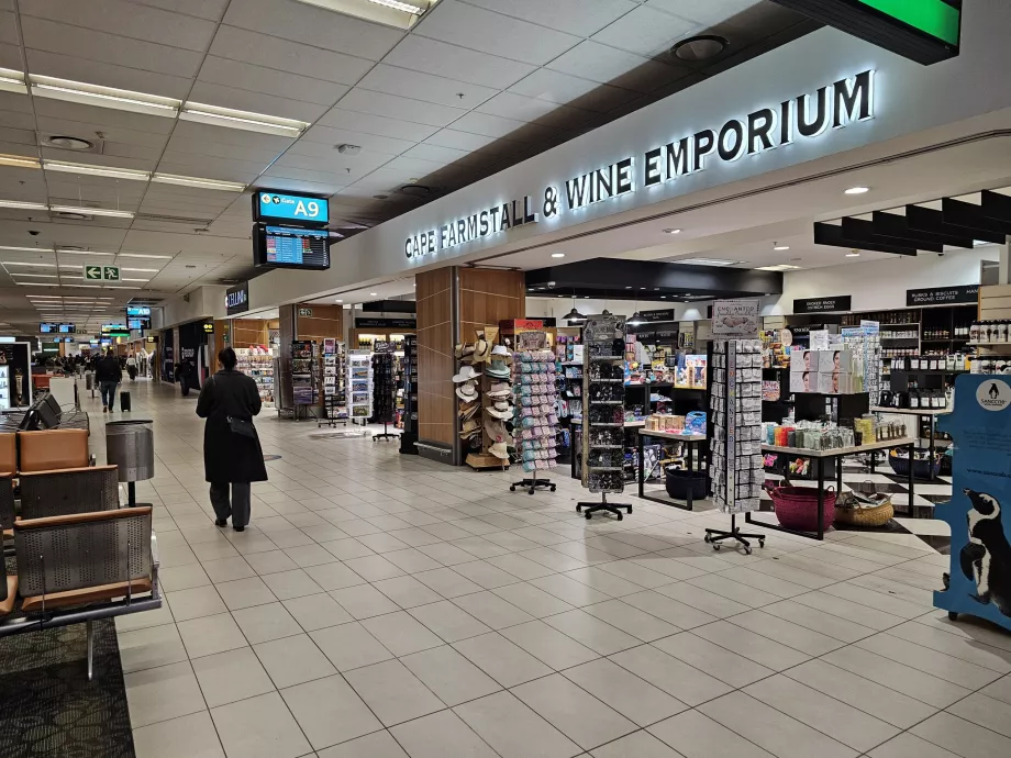 Commerces dans la zone de transit