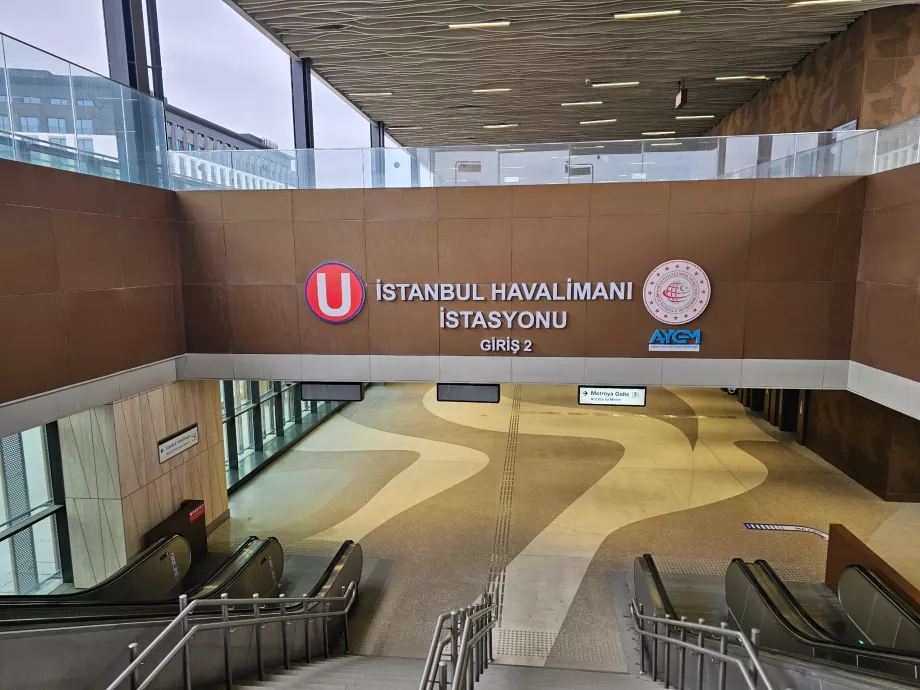 Stations de métro de l'aéroport d'Istanbul
