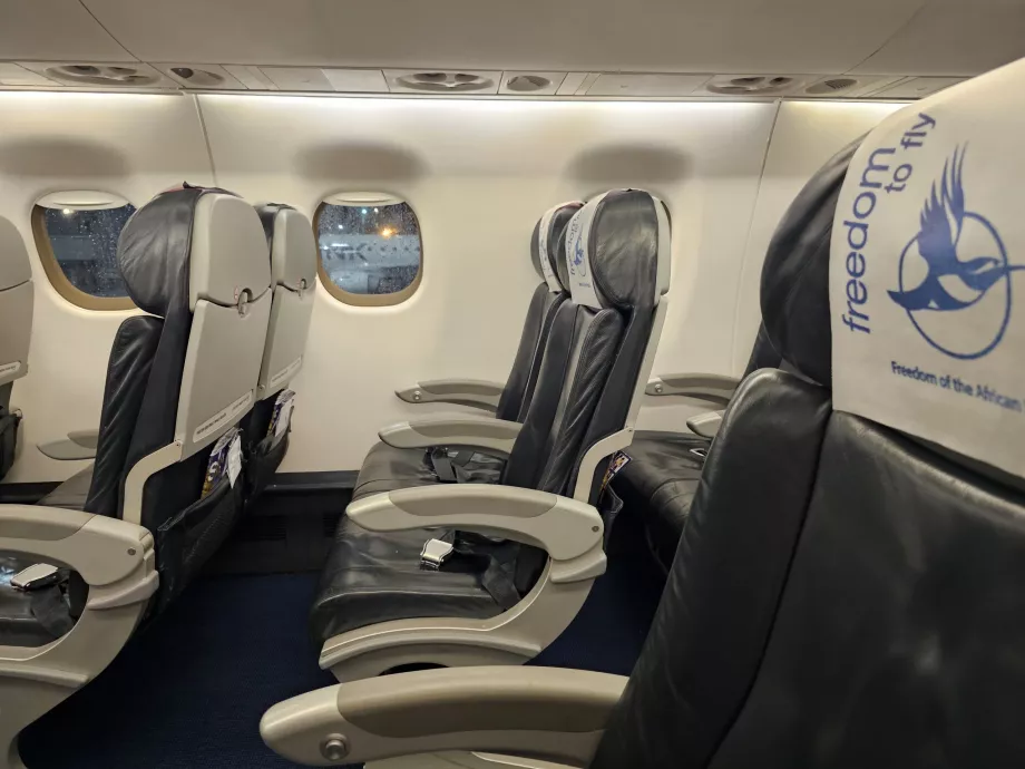 Sièges, Embraer 190