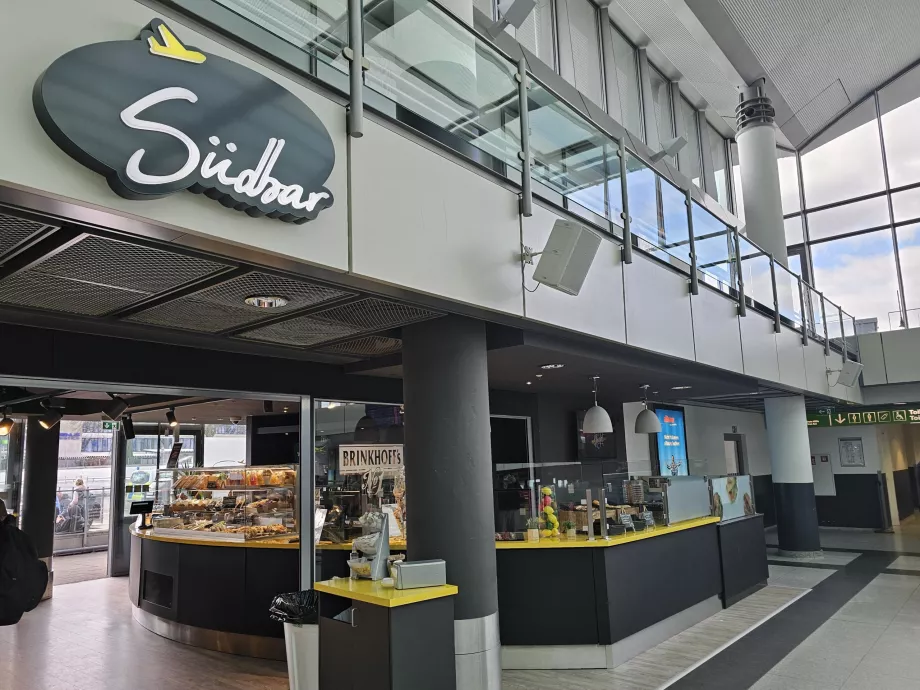 Restaurant dans le hall d'embarquement