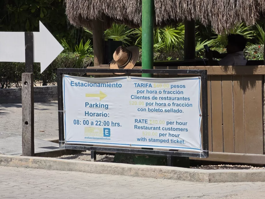 Parking de la baie d'Akumal