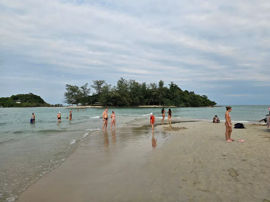 Plage de Choeng Mon
