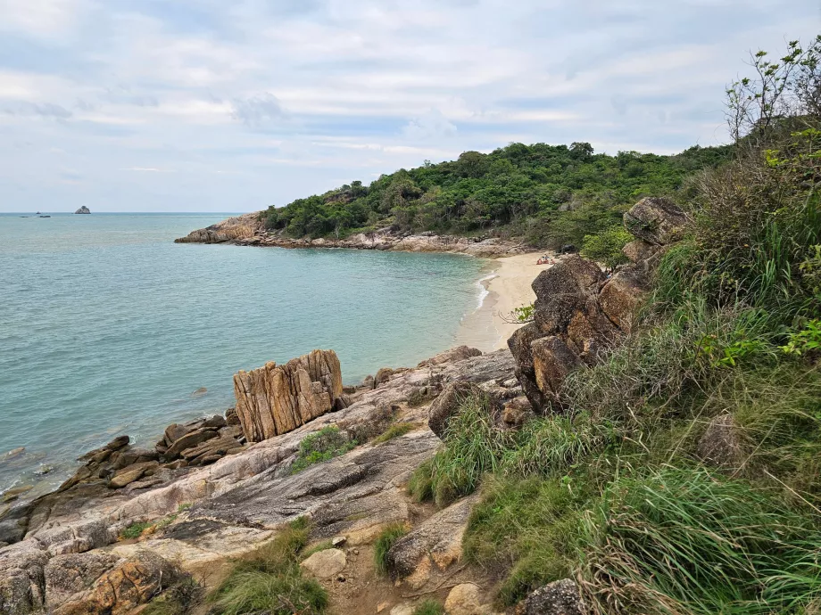 Plage nudiste de la baie de Thongson