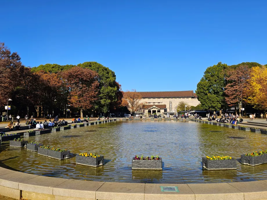 Fontaine dans le parc d'Ueno
