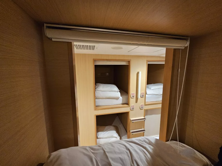 Capsule avec rouleau ouvert