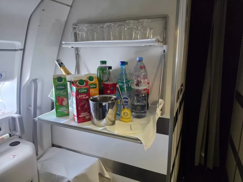 Boissons disponibles dans la cuisine de bord pendant le vol