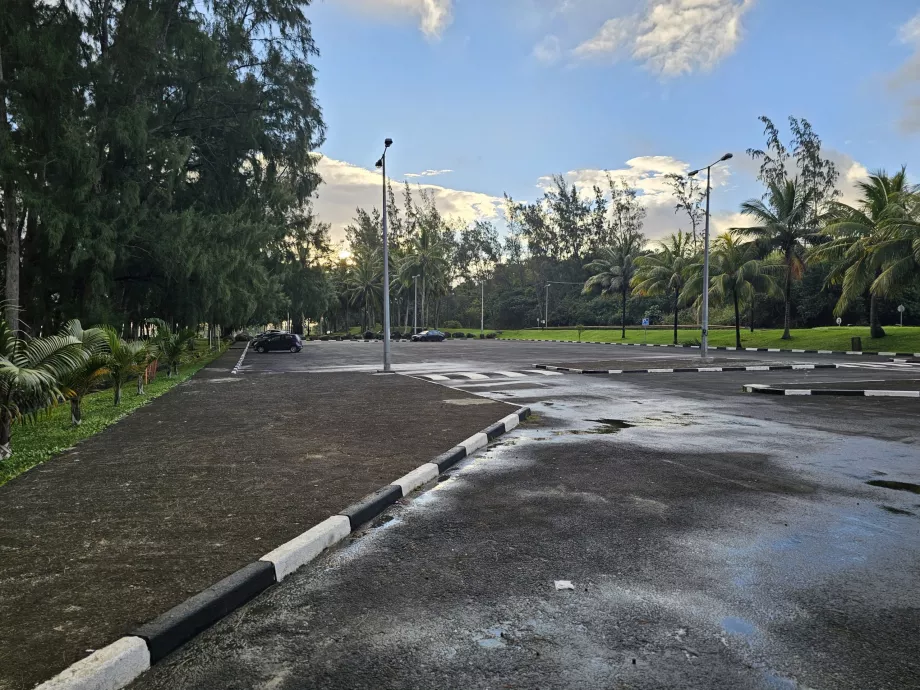 Plage de St Felix, parking
